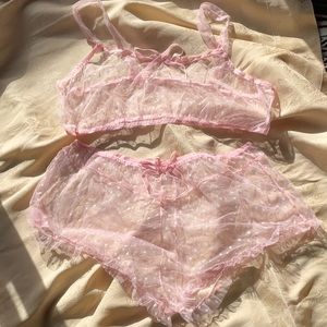 💕NEW Plus size Pink Polka Dot Lingerie Set 💕